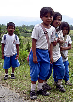 Asienreisender - Batak Toba Children